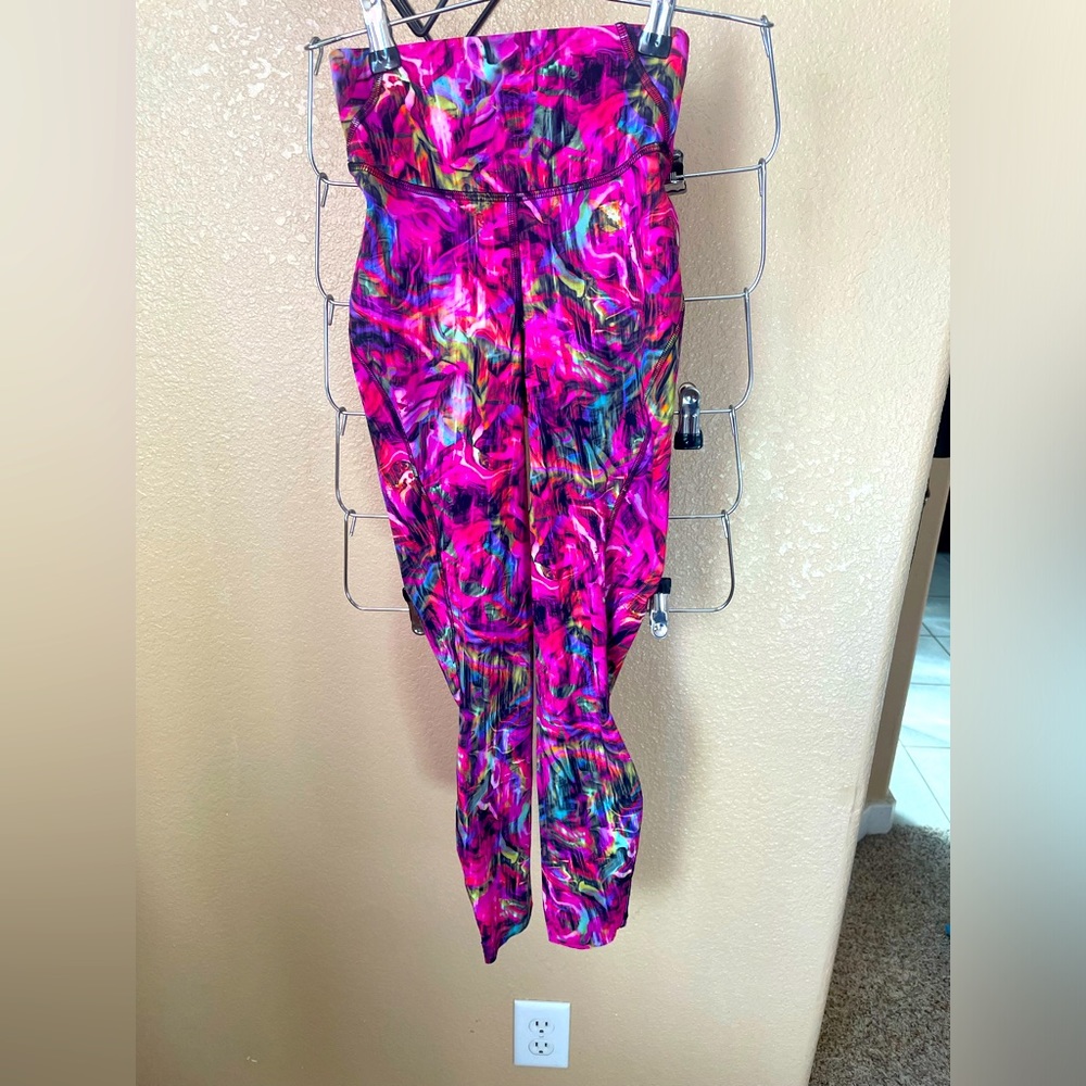 Lululemon Base Pace HR tight